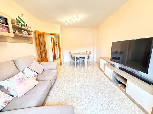 4 sovrum Semi-fristående Villa till salu i Vélez-Málaga - 299 900 € (Ref: 9854352)
