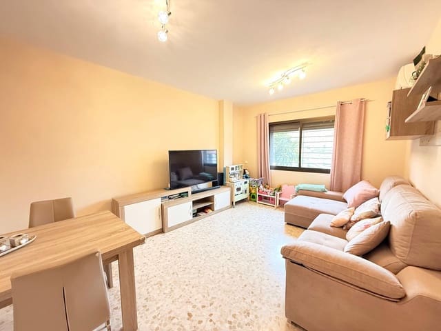 4 sovrum Semi-fristående Villa till salu i Vélez-Málaga - 299 900 € (Ref: 9854352)