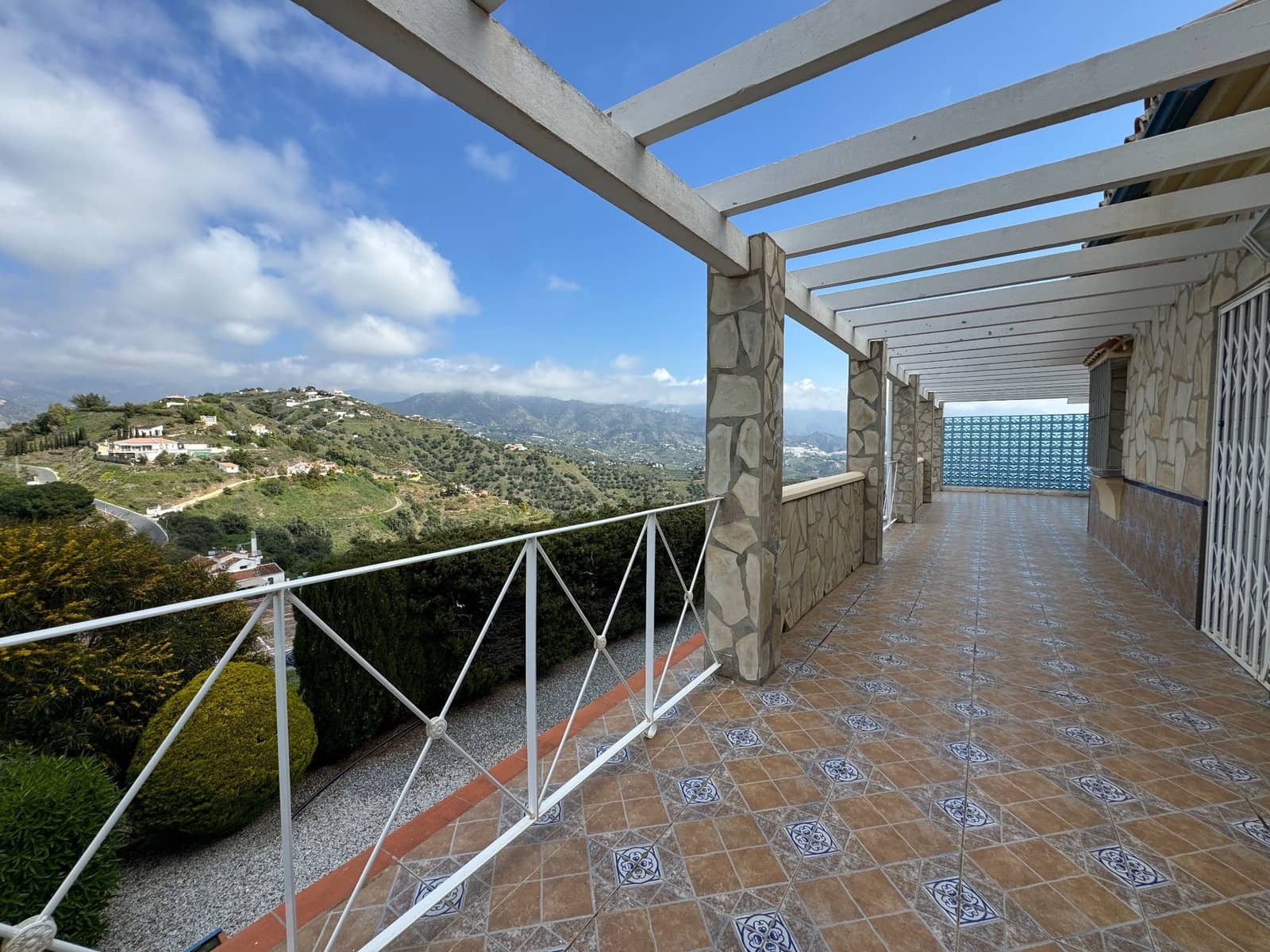 3 quarto Quinta/Casa Rural para venda em Torrox-Costa com piscina garagem - 879 000 € (Ref: 9854353)