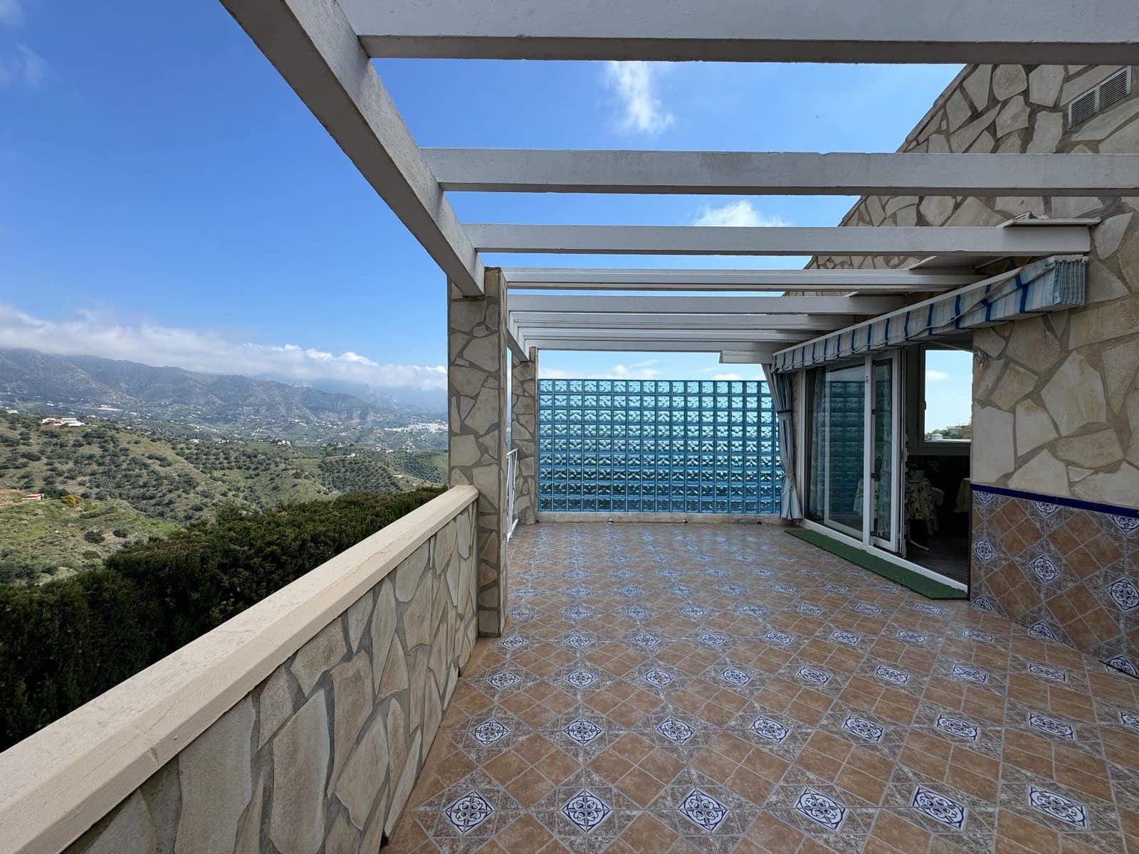3 quarto Quinta/Casa Rural para venda em Torrox-Costa com piscina garagem - 879 000 € (Ref: 9854353)