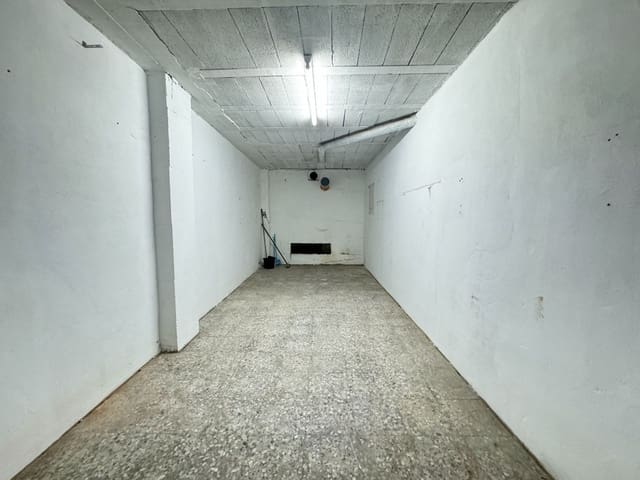 Garasje til salgs i Urbanización Santa Rosa, Torrox - € 35 000 (Ref: 9854355)