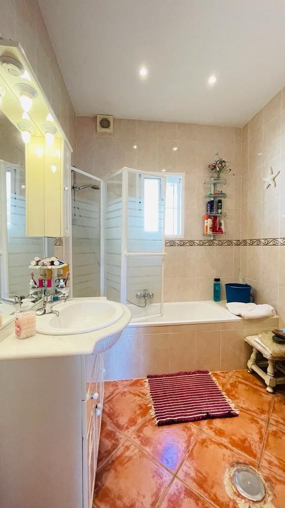 4 bedroom Finca/Country House for sale in Torrox with pool garage - € 399,900 (Ref: 9854356)