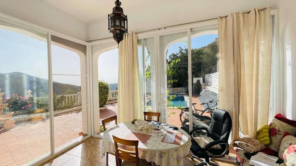 4 bedroom Finca/Country House for sale in Torrox with pool garage - € 399,900 (Ref: 9854356)