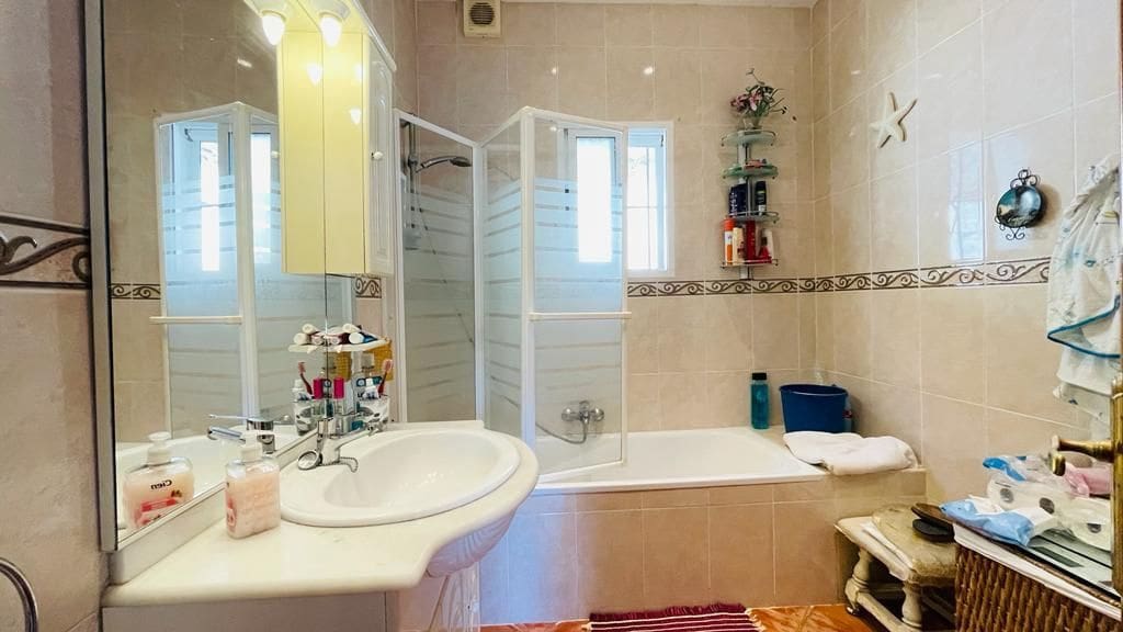 4 bedroom Finca/Country House for sale in Torrox with pool garage - € 399,900 (Ref: 9854356)