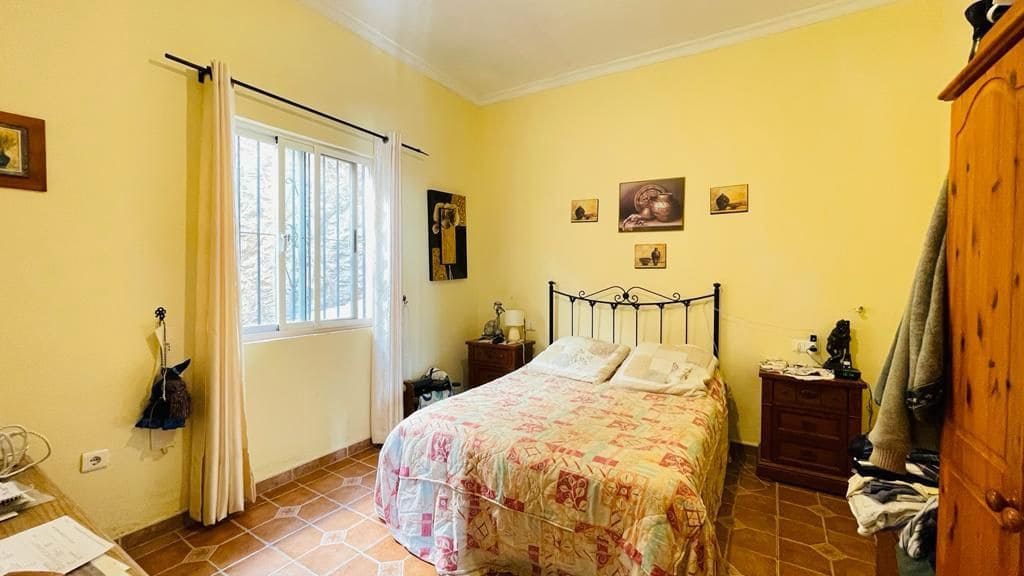 4 bedroom Finca/Country House for sale in Torrox with pool garage - € 399,900 (Ref: 9854356)