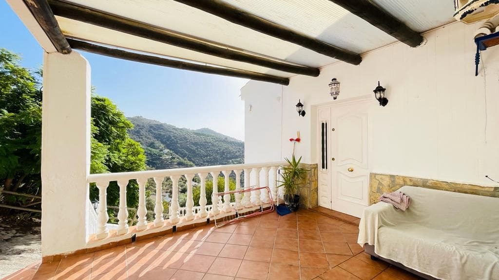 4 bedroom Finca/Country House for sale in Torrox with pool garage - € 399,900 (Ref: 9854356)