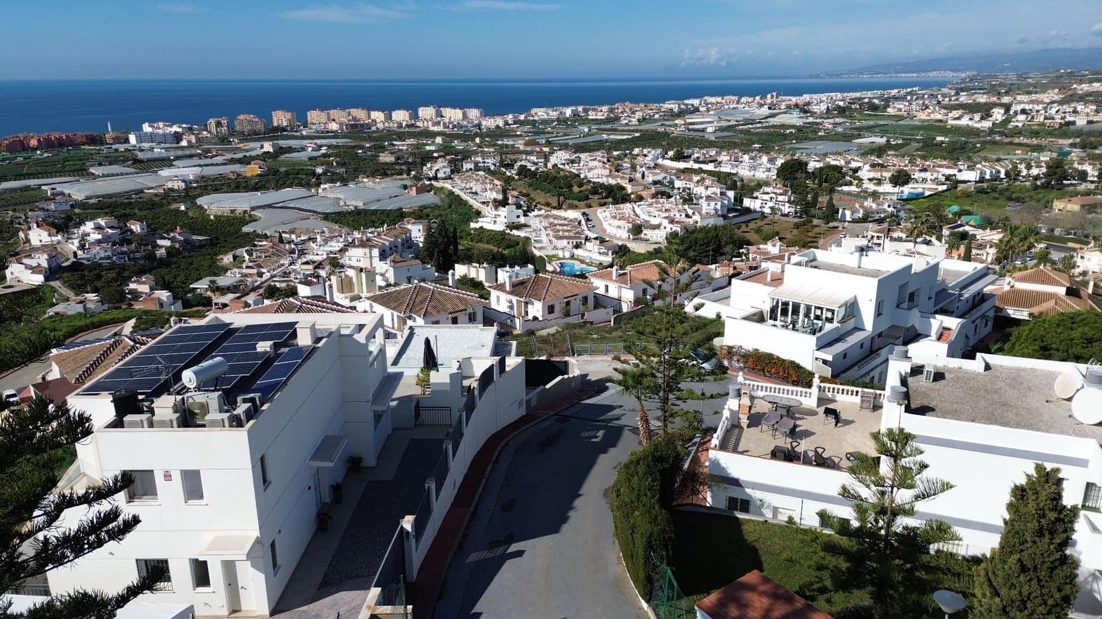 2 quarto Apartamento para venda em Torrox-Costa com piscina - 225 000 € (Ref: 9854359)