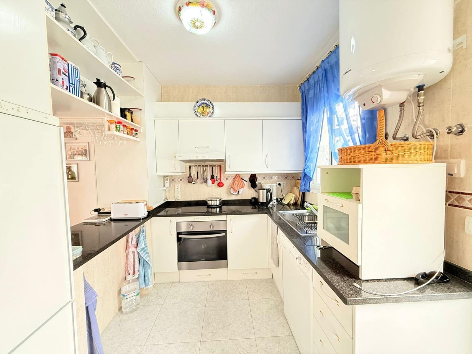 2 quarto Apartamento para venda em Torrox-Costa com piscina - 225 000 € (Ref: 9854359)
