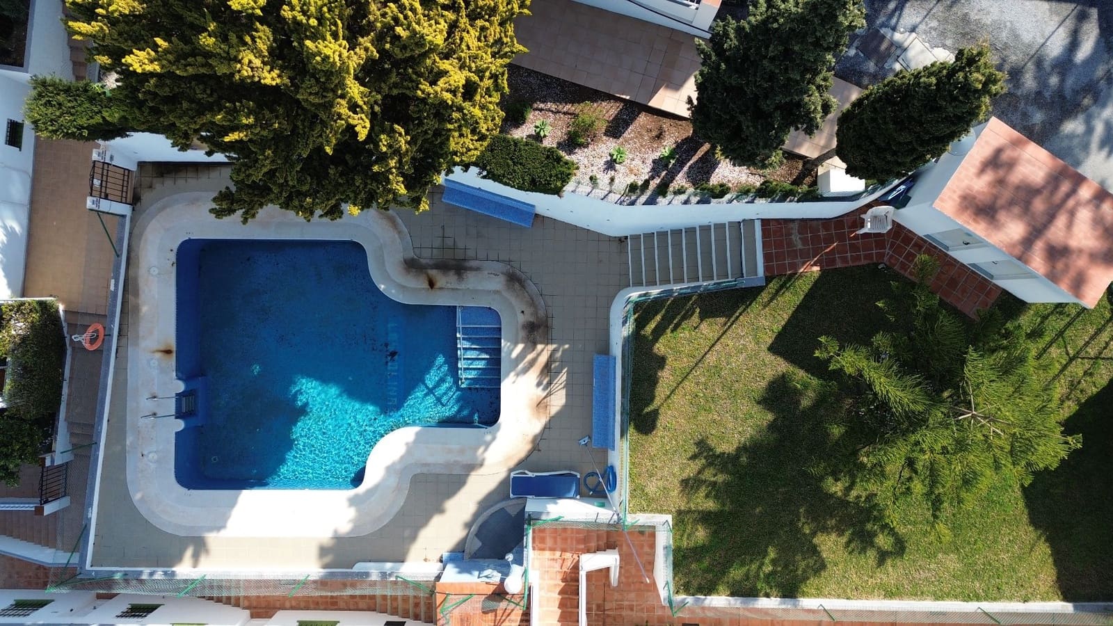 2 quarto Apartamento para venda em Torrox-Costa com piscina - 225 000 € (Ref: 9854359)