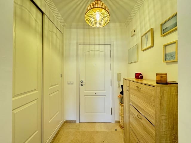 2 soveværelse Lejlighed til salg i Torrox Pueblo, Torrox med garage - € 249.900 (Ref: 9854360)