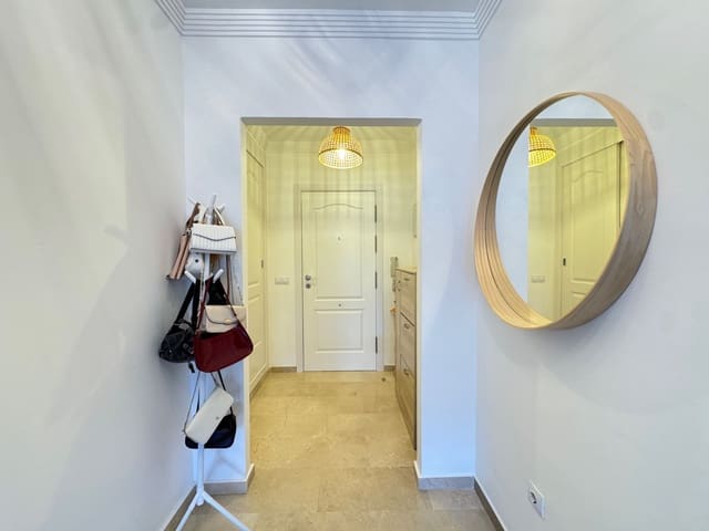 2 soveværelse Lejlighed til salg i Torrox Pueblo, Torrox med garage - € 249.900 (Ref: 9854360)