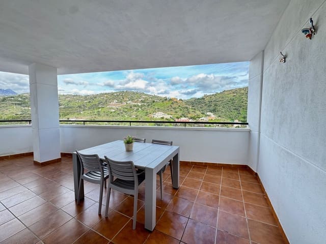 2 soveværelse Lejlighed til salg i Torrox Pueblo, Torrox med garage - € 249.900 (Ref: 9854360)