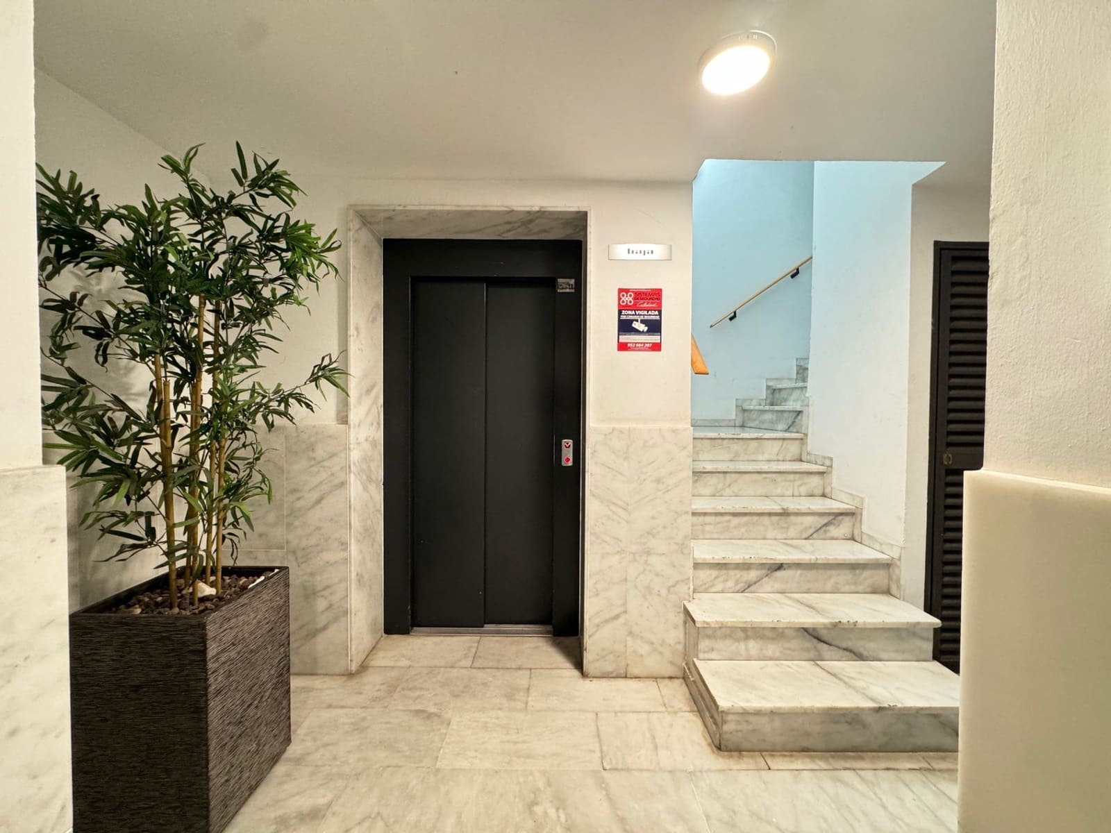 2 bedroom Flat for sale in Torrox with garage - € 249,900 (Ref: 9854360)