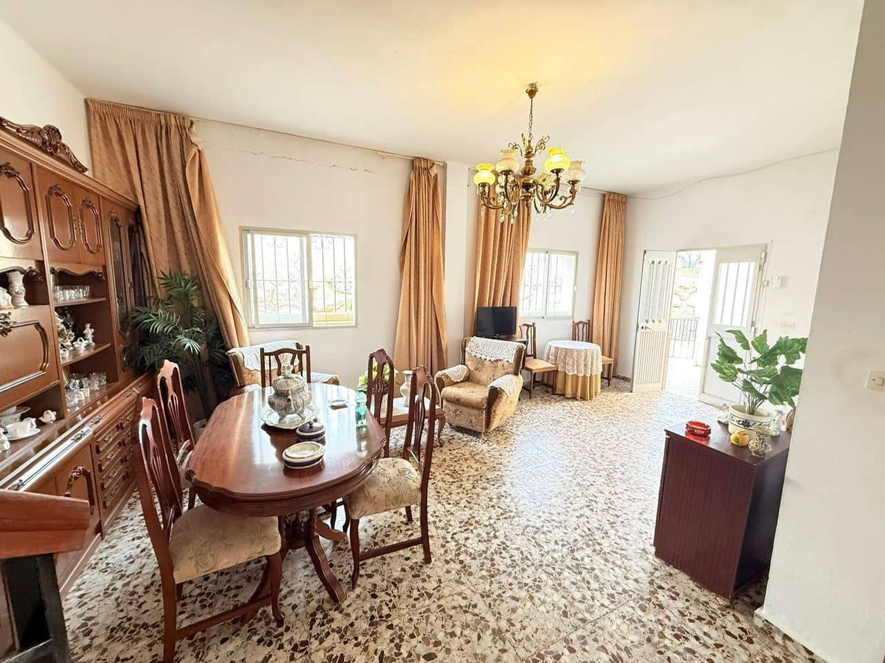 5 soveværelse Semi-Rækkehus til salg i Torrox-Costa - € 299.900 (Ref: 9854361)