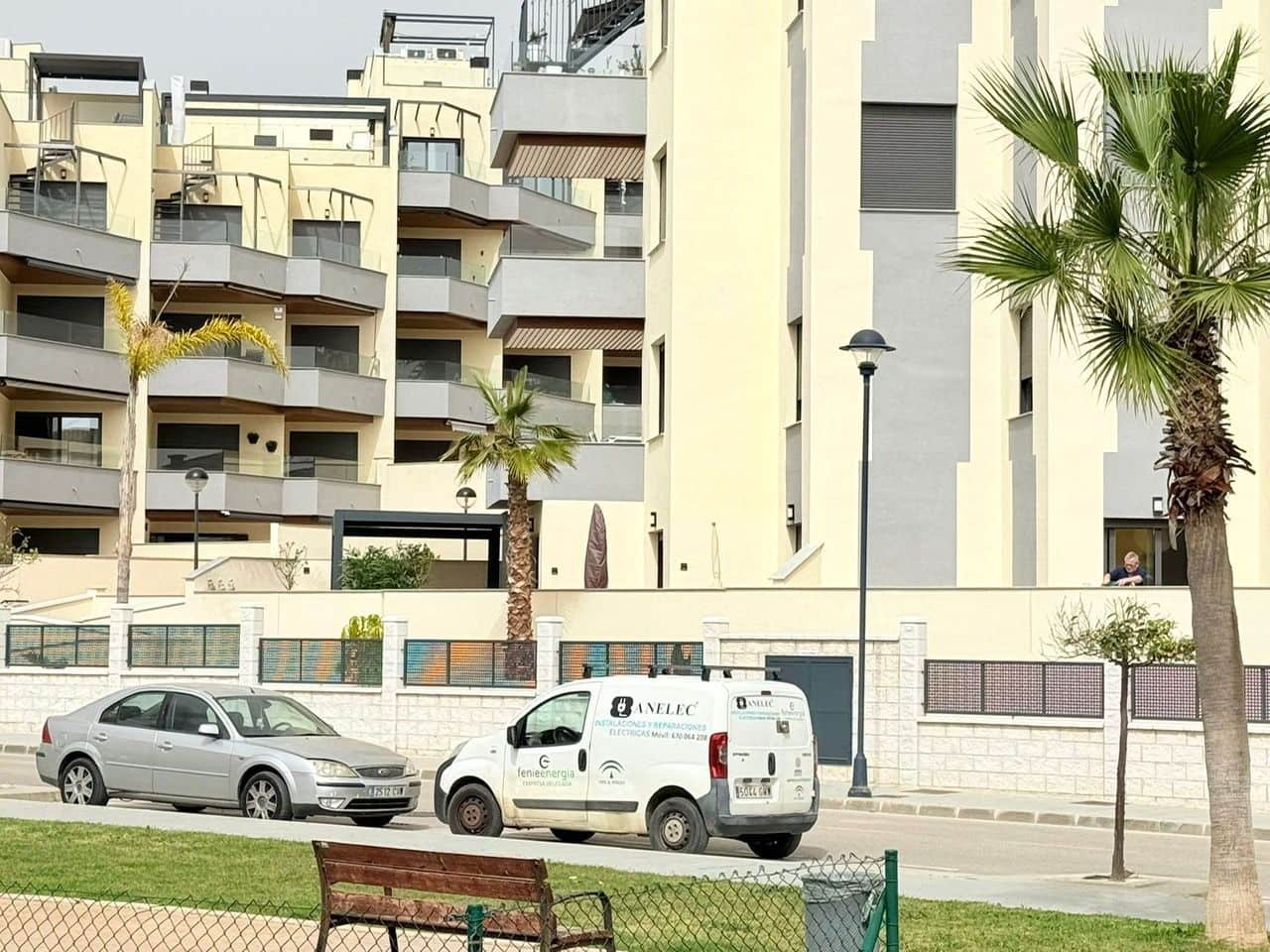 5 soveværelse Semi-Rækkehus til salg i Torrox-Costa - € 299.900 (Ref: 9854361)