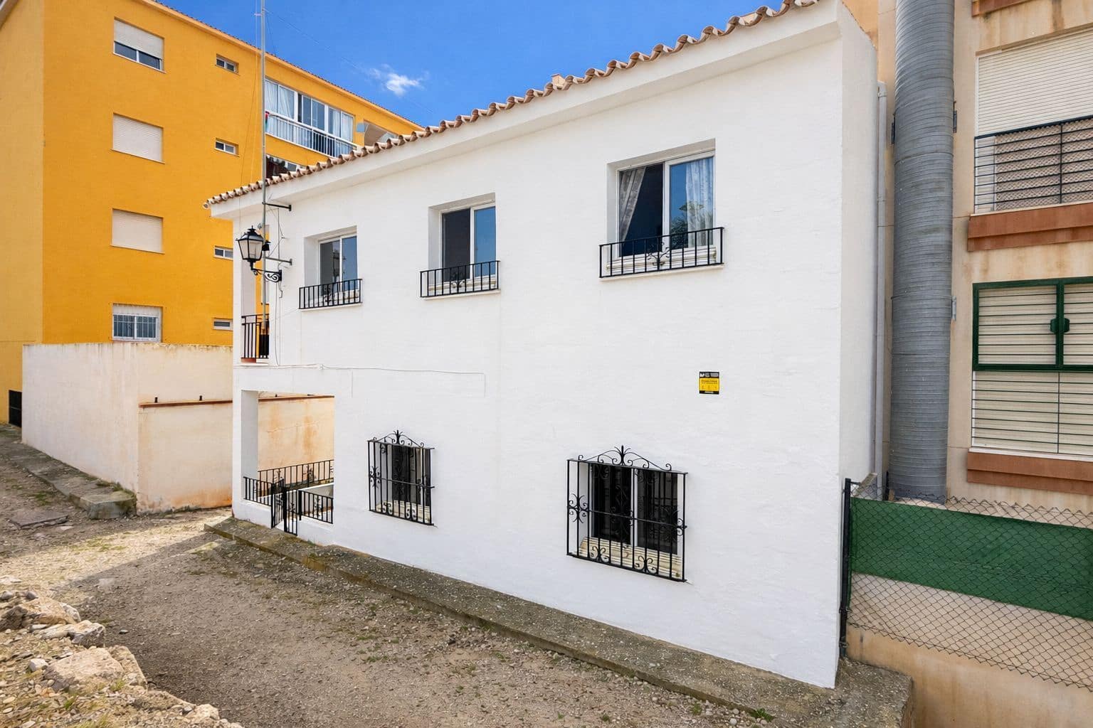 5 soveværelse Semi-Rækkehus til salg i Torrox-Costa - € 299.900 (Ref: 9854361)