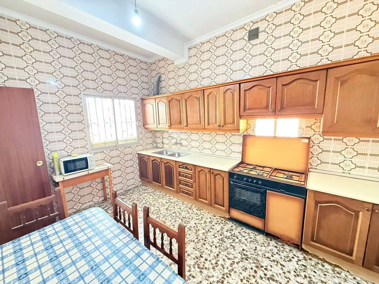 5 soveværelse Semi-Rækkehus til salg i Torrox-Costa - € 299.900 (Ref: 9854361)