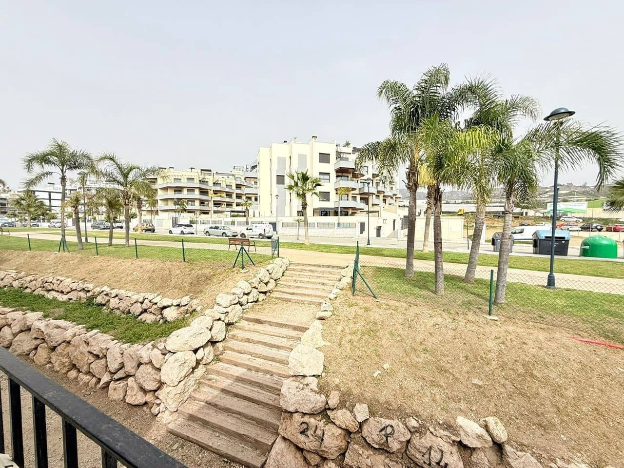 5 soveværelse Semi-Rækkehus til salg i Torrox-Costa - € 299.900 (Ref: 9854361)