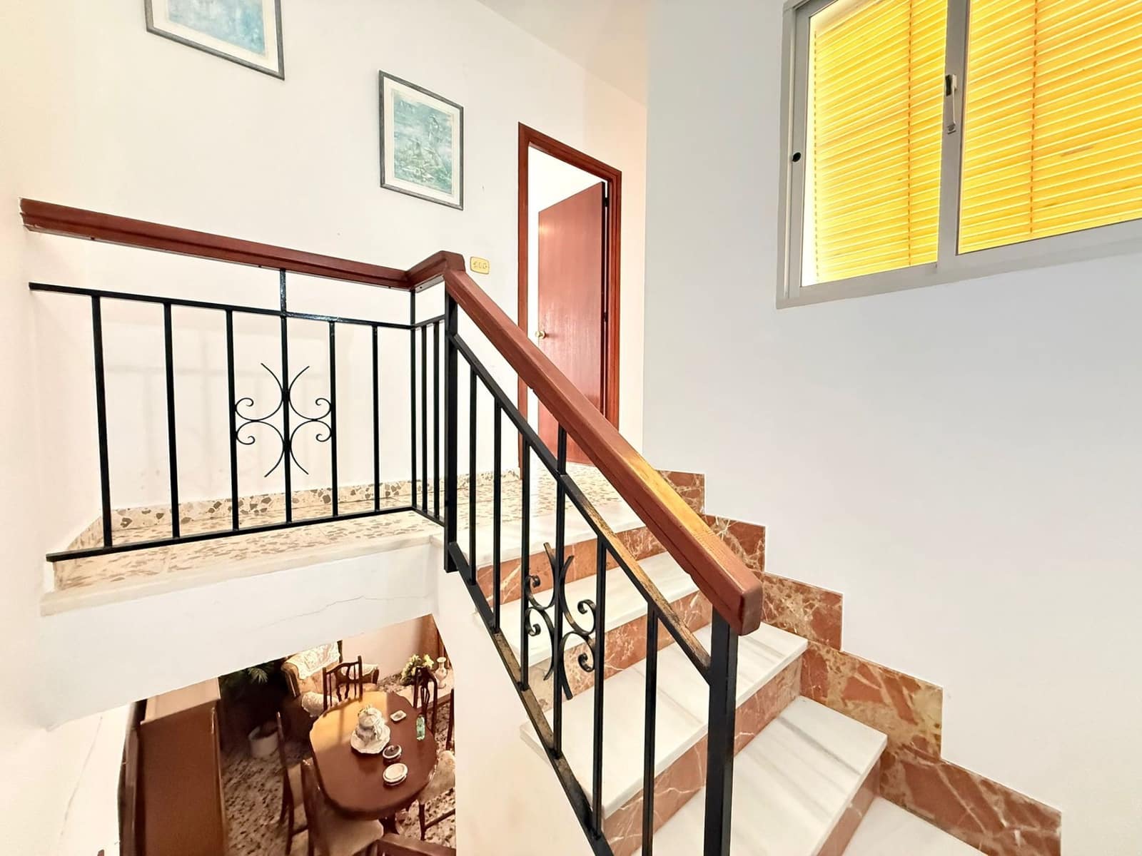5 soveværelse Semi-Rækkehus til salg i Torrox-Costa - € 299.900 (Ref: 9854361)