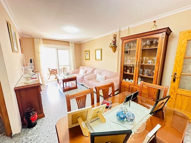 3 quarto Penthouse para venda em Urbanización Santa Rosa, Torrox com piscina garagem - 365 000 € (Ref: 9854362)