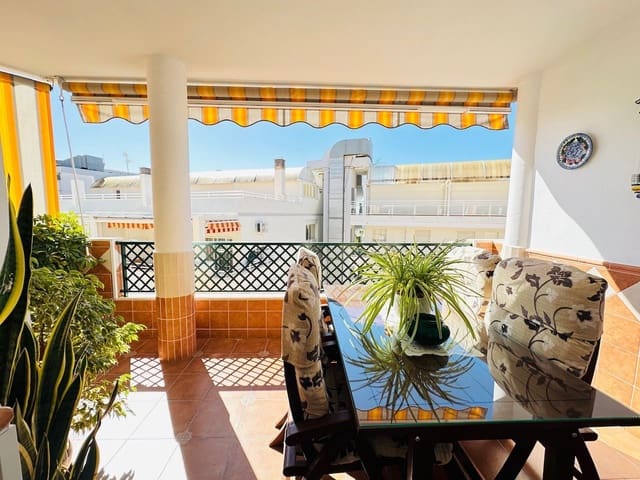 3 quarto Penthouse para venda em Urbanización Santa Rosa, Torrox com piscina garagem - 365 000 € (Ref: 9854362)