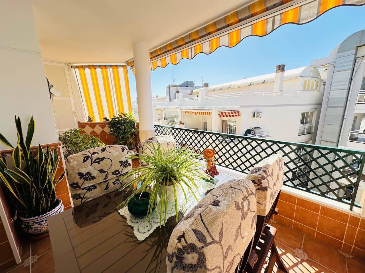 3 quarto Penthouse para venda em Torrox-Costa com piscina garagem - 365 000 € (Ref: 9854362)