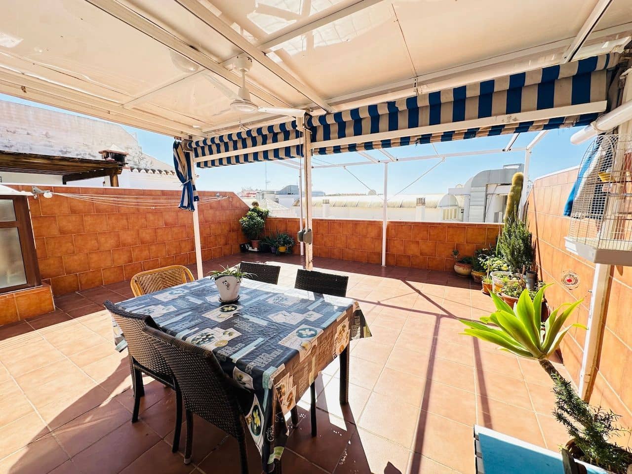 3 quarto Penthouse para venda em Torrox-Costa com piscina garagem - 365 000 € (Ref: 9854362)