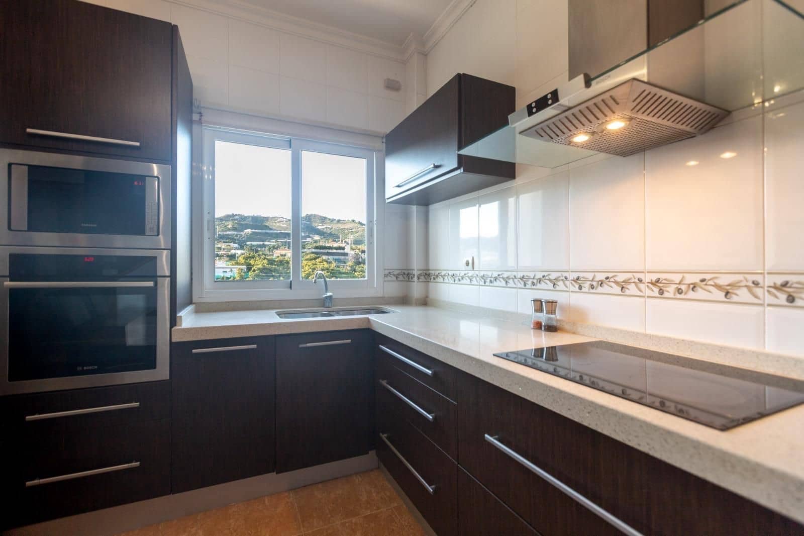3 soverom Hus til salgs i Torrox med garasje - € 275 000 (Ref: 9854366)