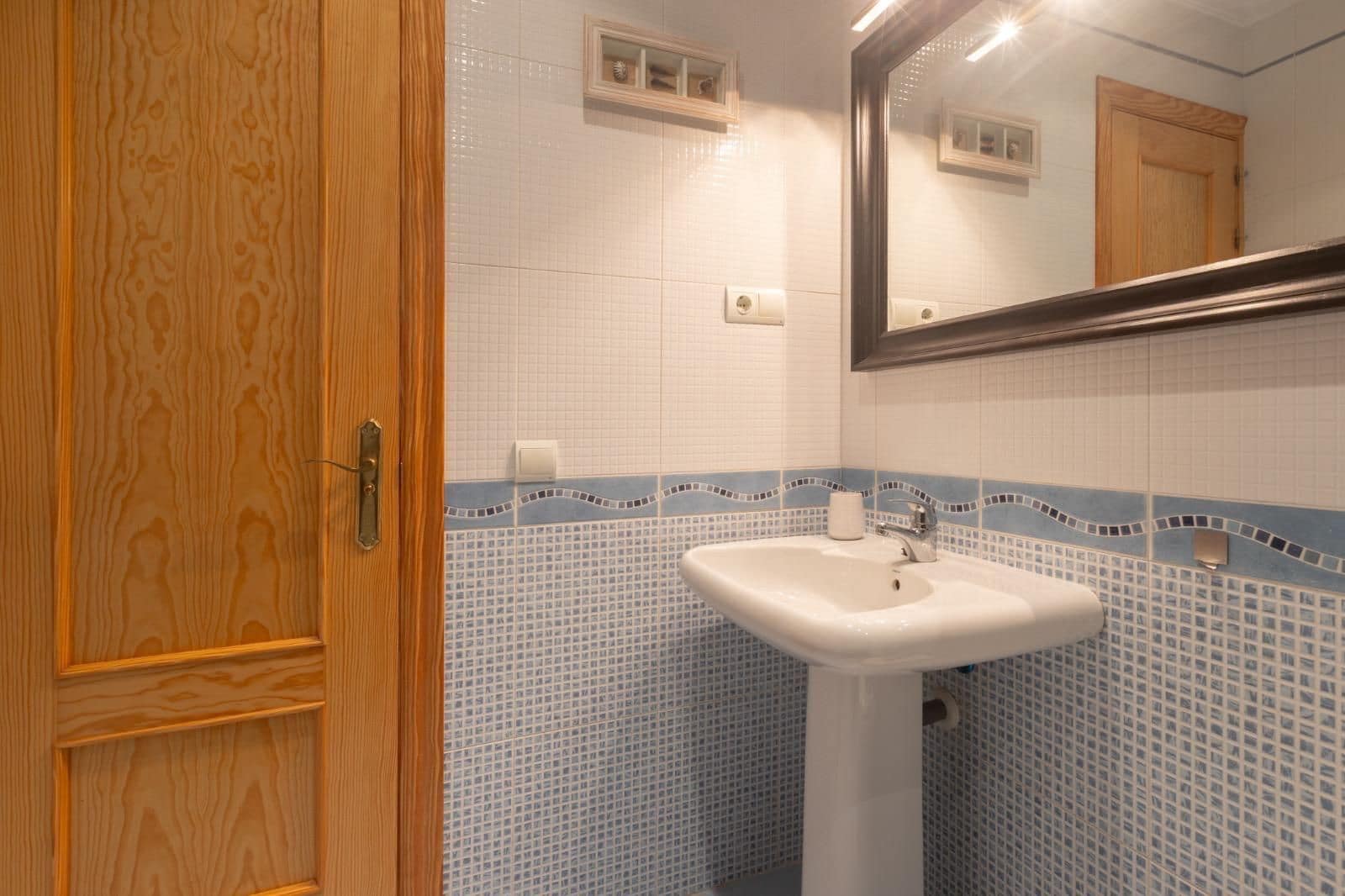 3 soverom Hus til salgs i Torrox med garasje - € 275 000 (Ref: 9854366)
