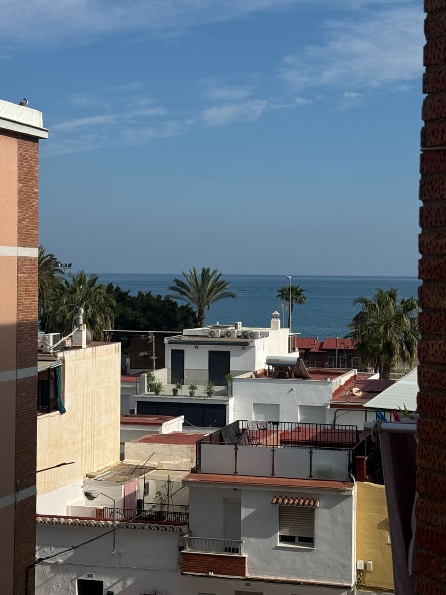 3 soveværelse Lejlighed til salg i Torre del Mar - € 255.000 (Ref: 9854367)