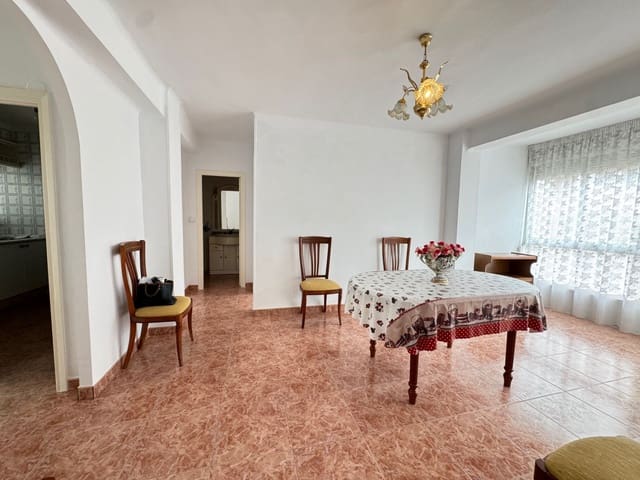 3 soveværelse Lejlighed til salg i Torre del Mar, Vélez-Málaga - € 255.000 (Ref: 9854367)