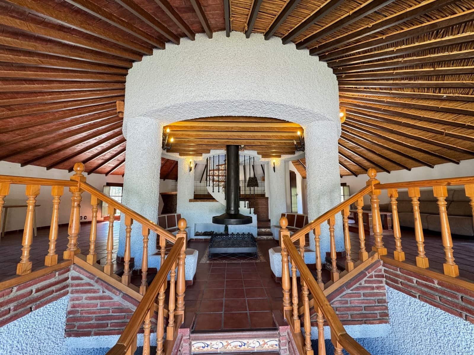 4 bedroom Finca/Country House for sale in Torrox with pool garage - € 378,000 (Ref: 9854368)