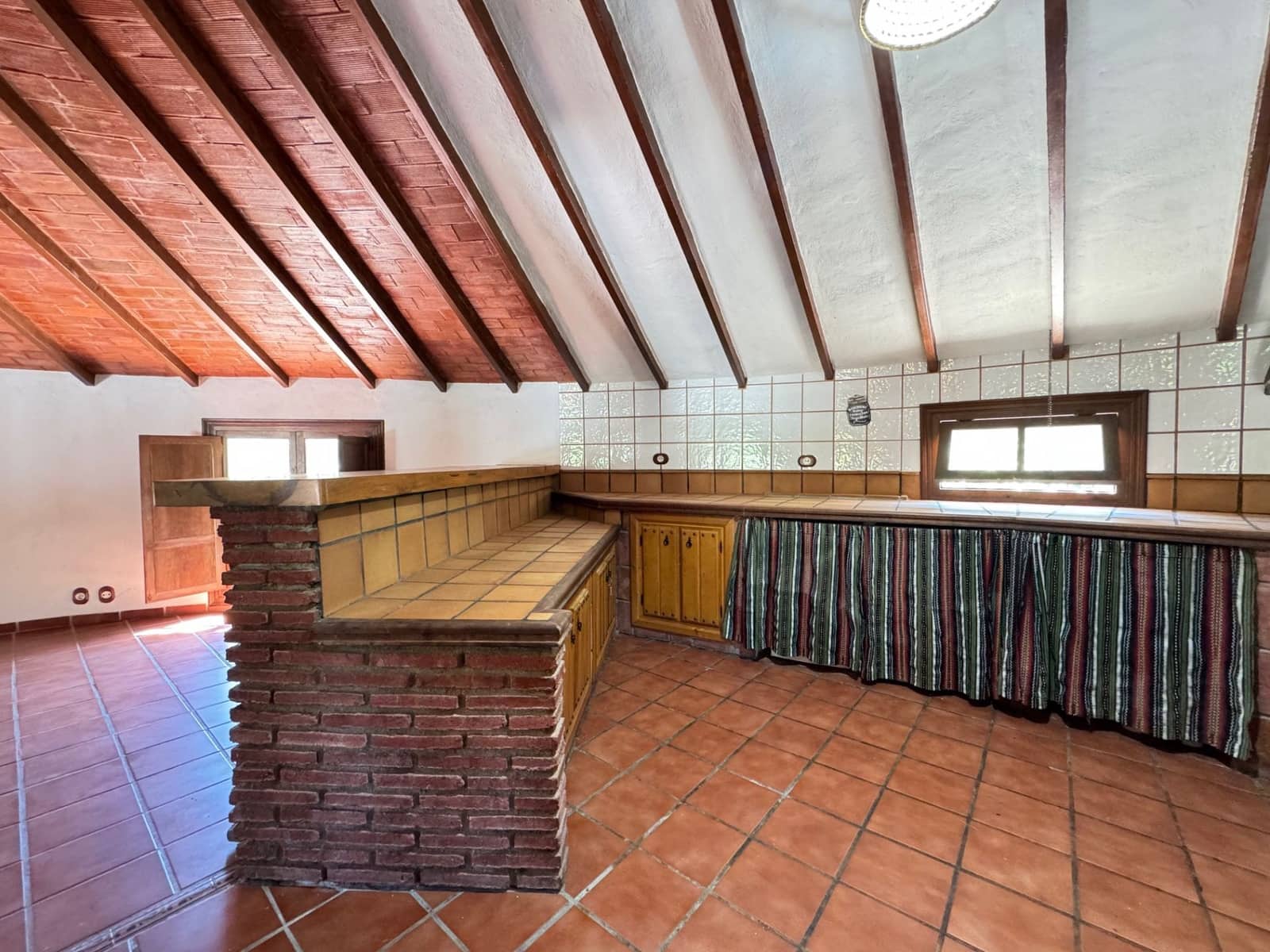 4 bedroom Finca/Country House for sale in Torrox with pool garage - € 378,000 (Ref: 9854368)