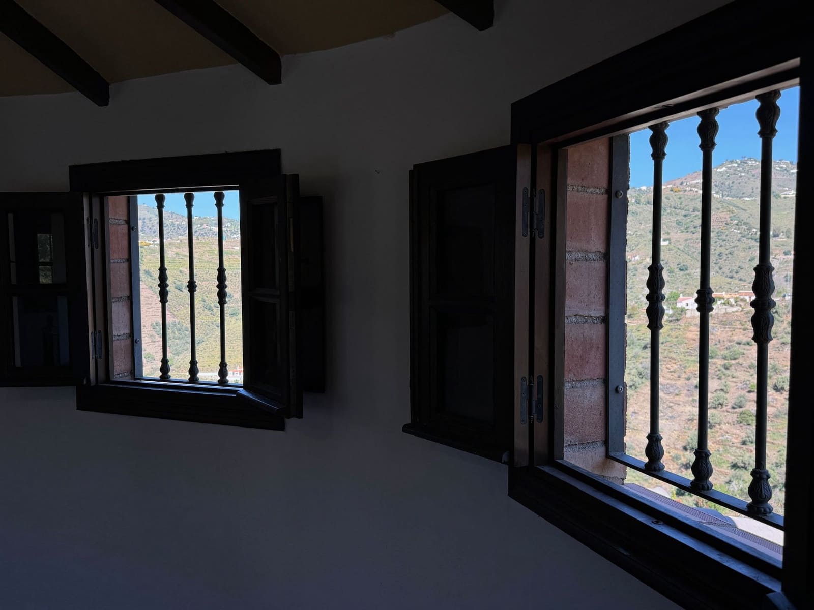 4 bedroom Finca/Country House for sale in Torrox with pool garage - € 378,000 (Ref: 9854368)
