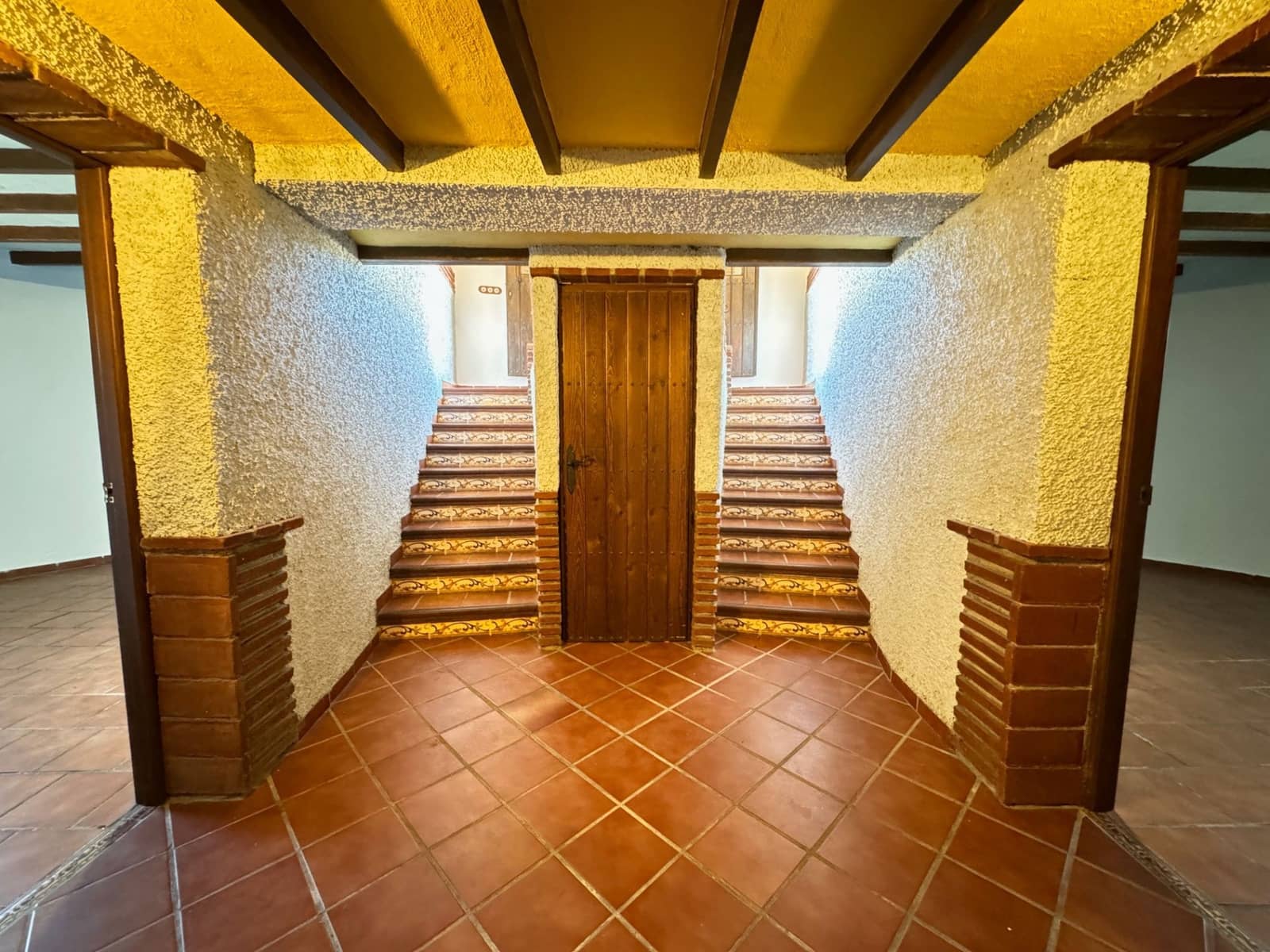 4 bedroom Finca/Country House for sale in Torrox with pool garage - € 378,000 (Ref: 9854368)