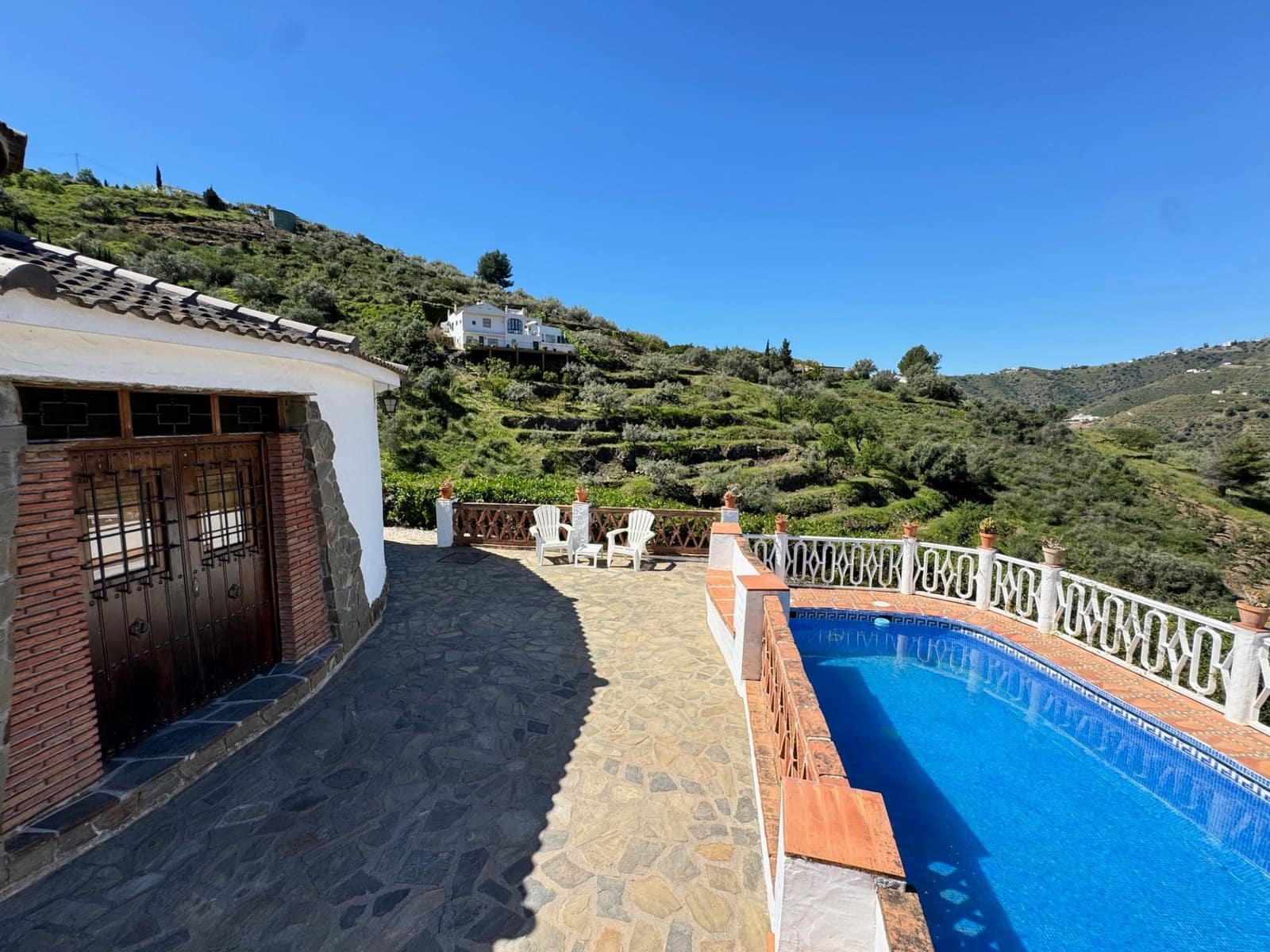 4 bedroom Finca/Country House for sale in Torrox with pool garage - € 378,000 (Ref: 9854368)