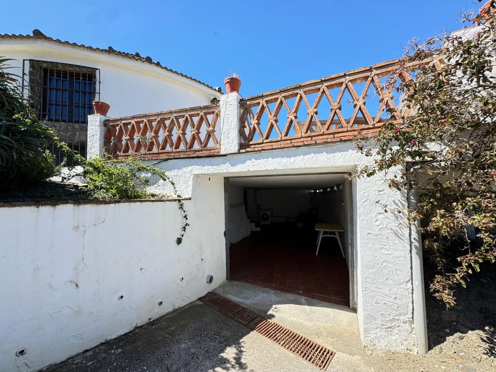 4 bedroom Finca/Country House for sale in Torrox with pool garage - € 378,000 (Ref: 9854368)