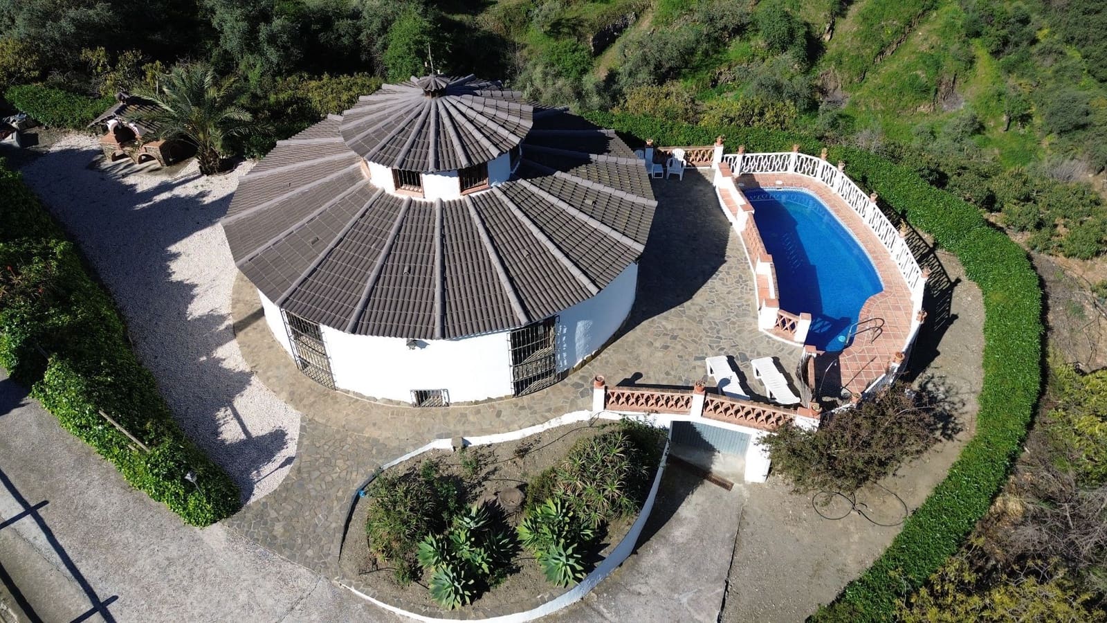4 bedroom Finca/Country House for sale in Torrox with pool garage - € 378,000 (Ref: 9854368)