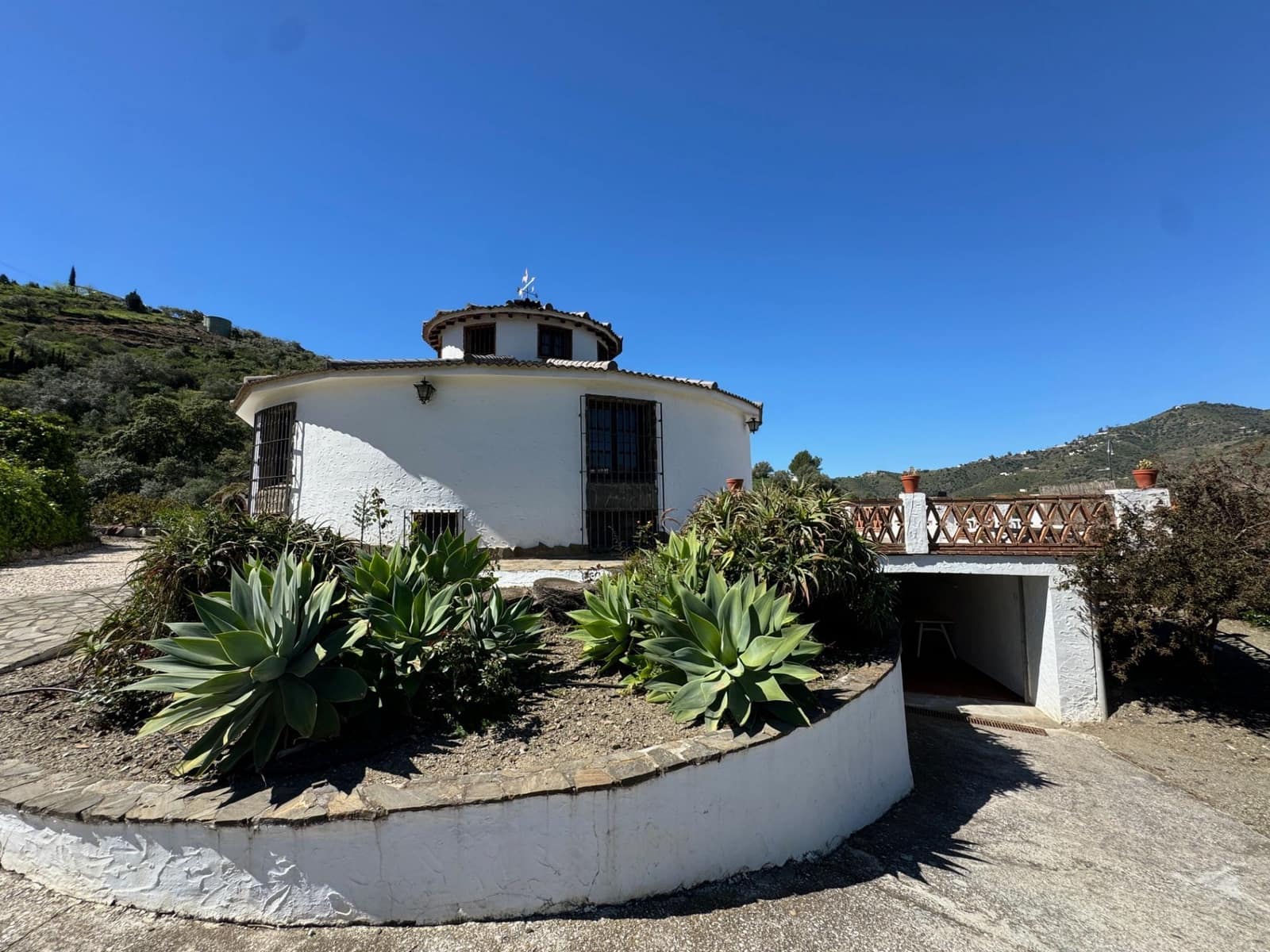 4 bedroom Finca/Country House for sale in Torrox with pool garage - € 378,000 (Ref: 9854368)