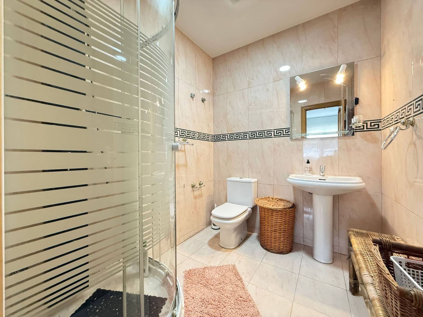 3 quarto Moradia Geminada para venda em Torrox-Costa com piscina garagem - 485 000 € (Ref: 9854370)