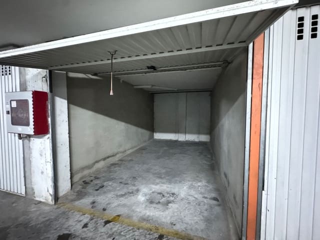 Garage for sale in Urbanización Santa Rosa, Torrox - € 42,500 (Ref: 9864079)