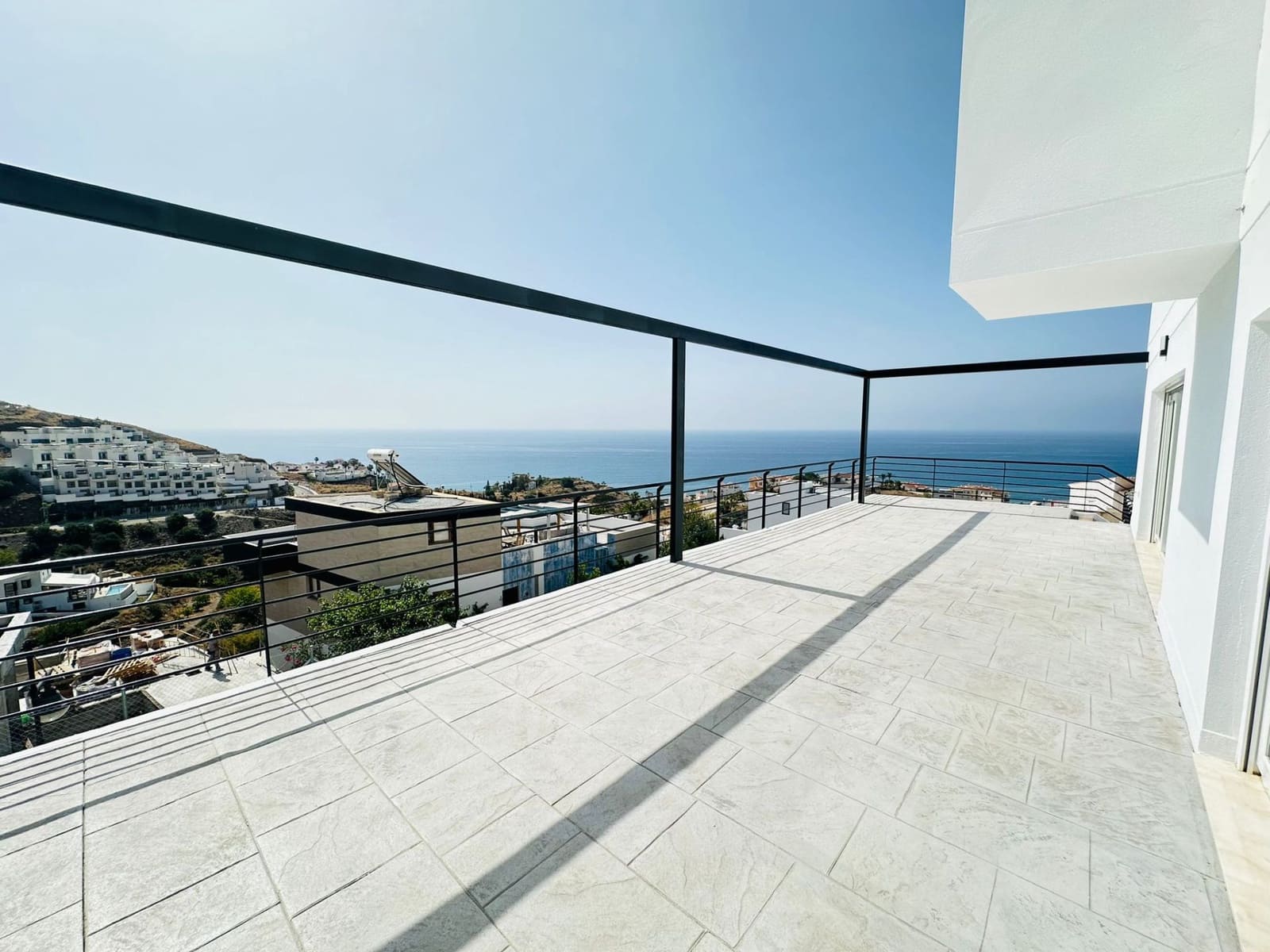 4 bedroom Villa for sale in Torrox-Costa with pool garage - € 655,250 (Ref: 9932829)