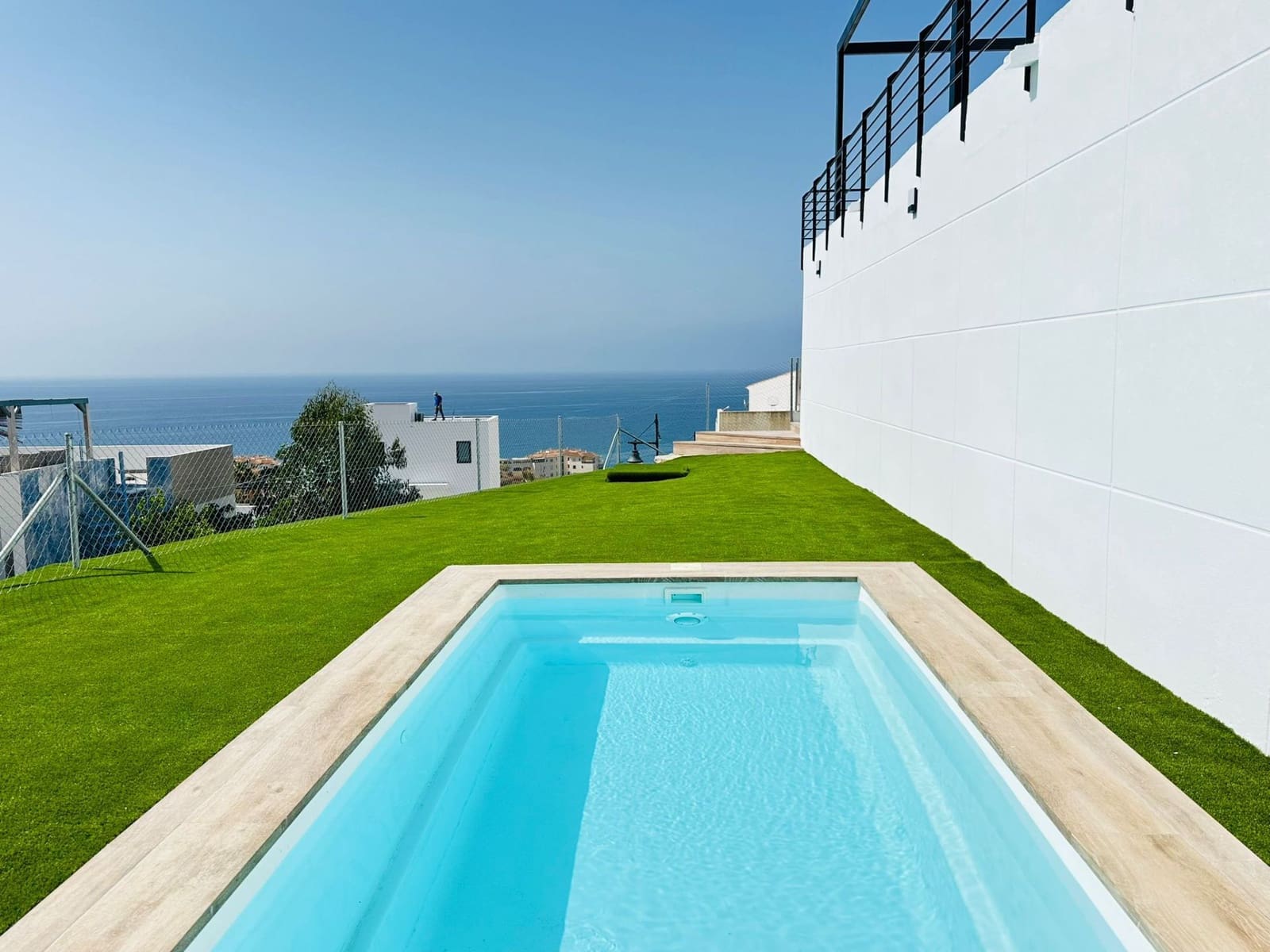 4 bedroom Villa for sale in Torrox-Costa with pool garage - € 655,250 (Ref: 9932829)