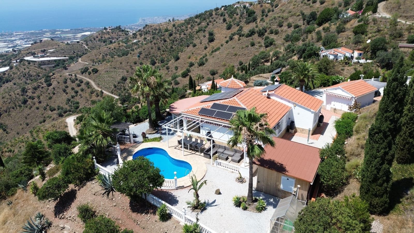 3 chambre Finca/Maison de Campagne à vendre à Arenas avec piscine garage - 535 000 € (Ref: 9943315)