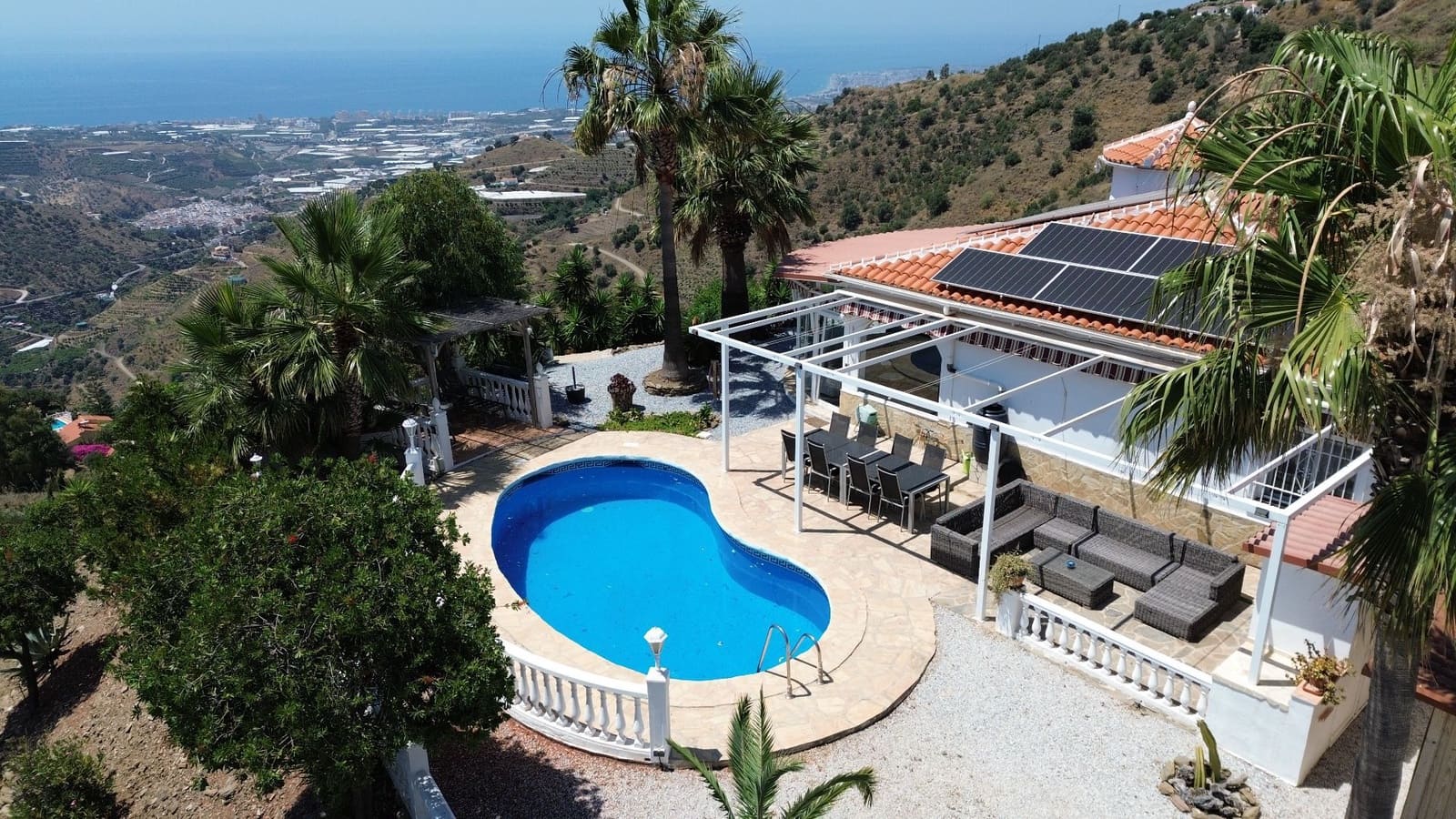 3 chambre Finca/Maison de Campagne à vendre à Arenas avec piscine garage - 535 000 € (Ref: 9943315)