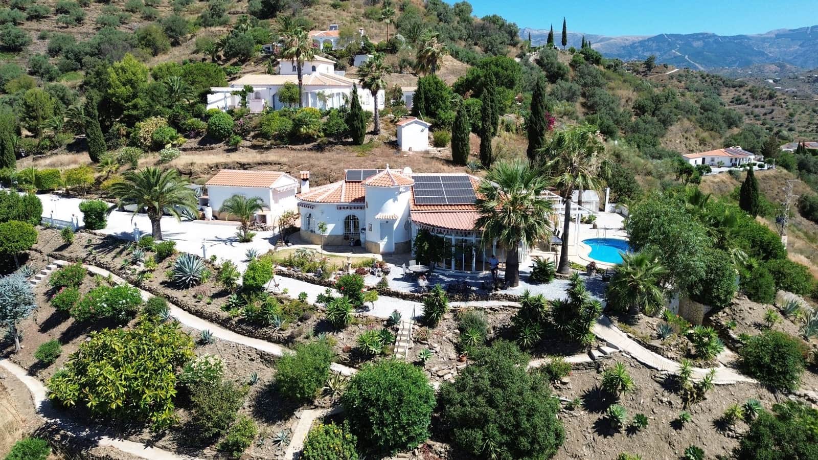 3 chambre Finca/Maison de Campagne à vendre à Arenas avec piscine garage - 535 000 € (Ref: 9943315)