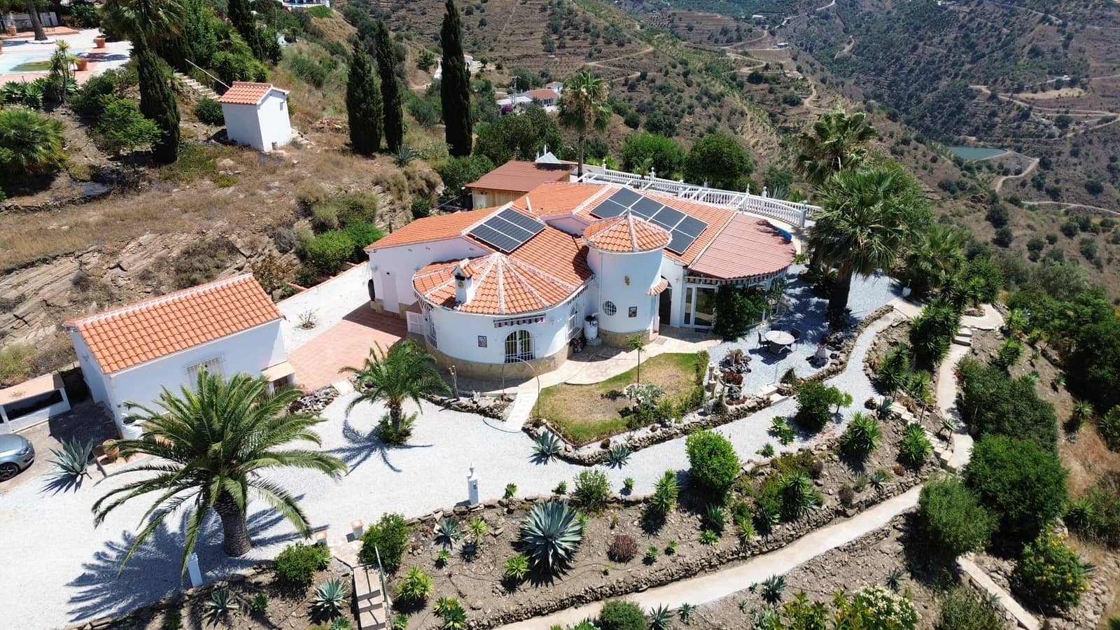 3 chambre Finca/Maison de Campagne à vendre à Arenas avec piscine garage - 535 000 € (Ref: 9943315)