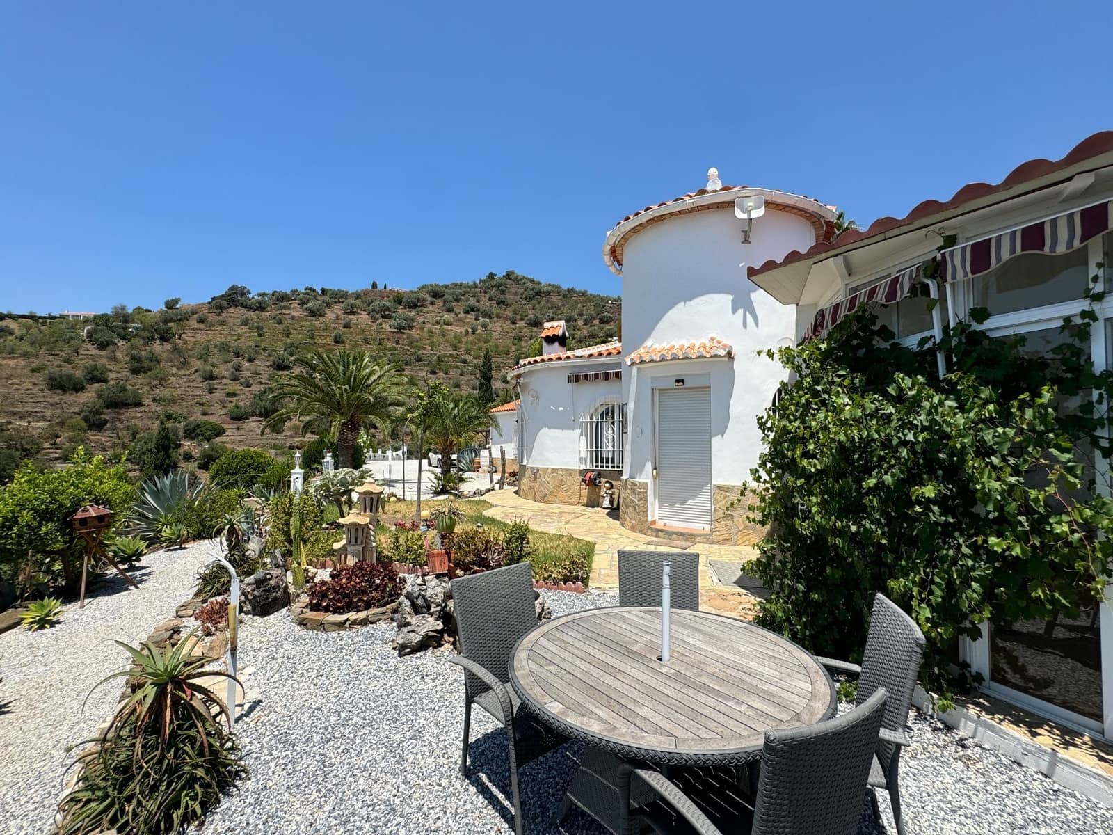3 chambre Finca/Maison de Campagne à vendre à Arenas avec piscine garage - 535 000 € (Ref: 9943315)