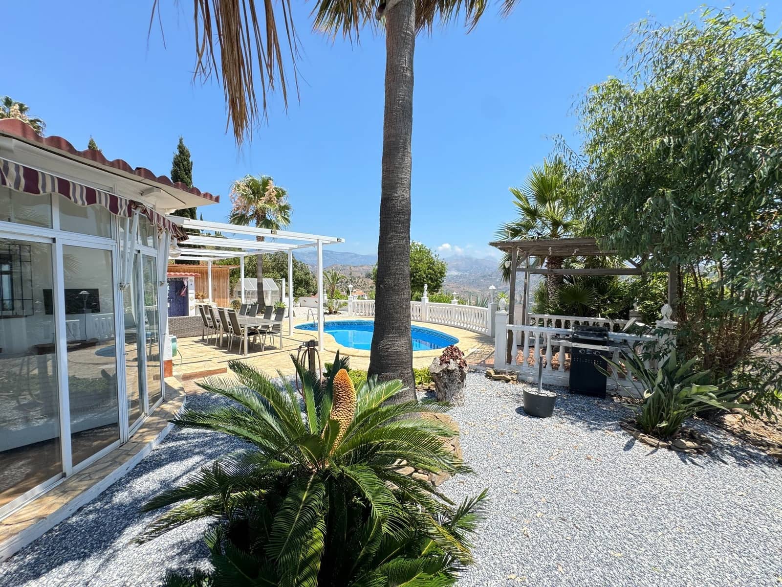 3 chambre Finca/Maison de Campagne à vendre à Arenas avec piscine garage - 535 000 € (Ref: 9943315)