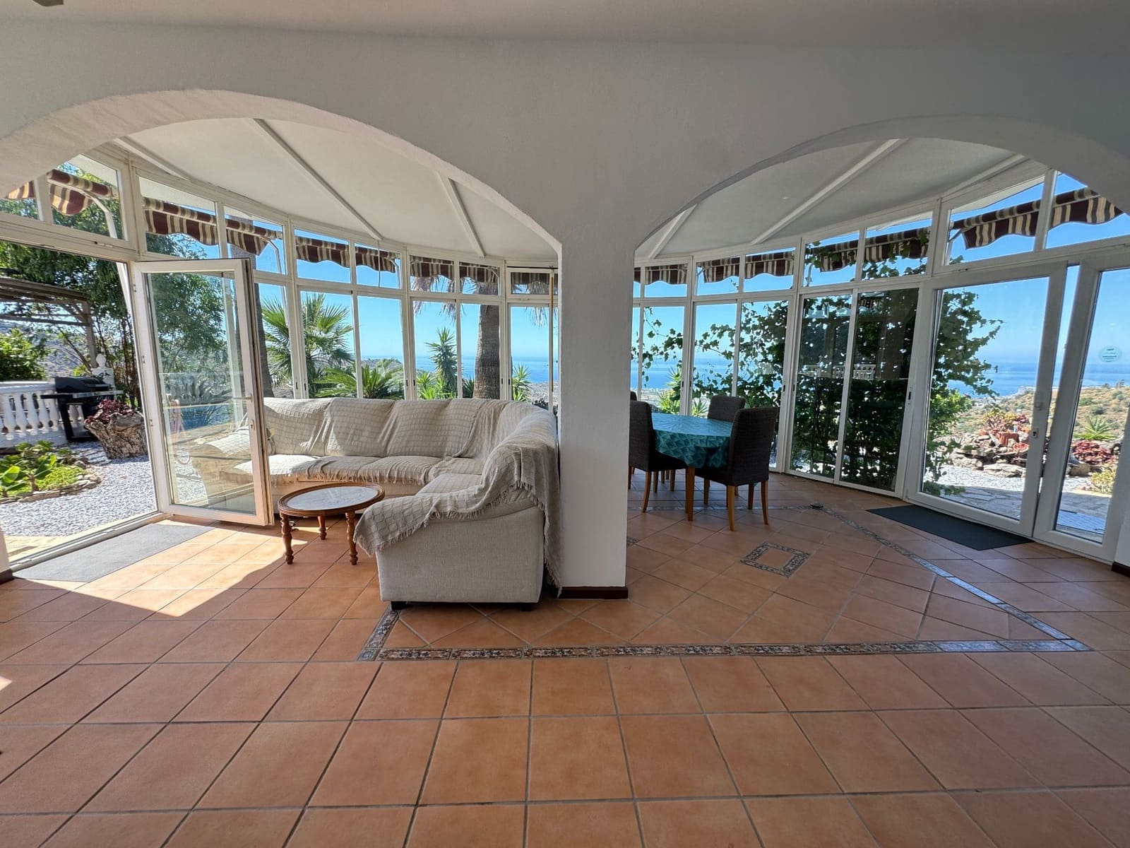 3 chambre Finca/Maison de Campagne à vendre à Arenas avec piscine garage - 535 000 € (Ref: 9943315)
